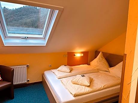 Budget Single Room in the attic