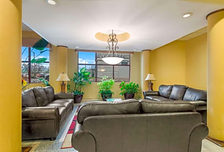 Suburban Studios Buffalo Airport