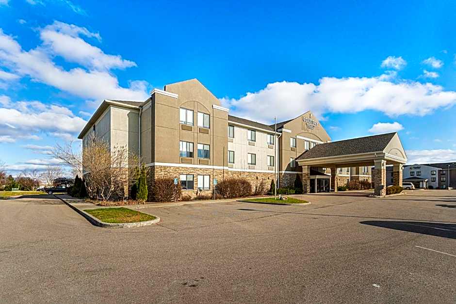 Country Inn & Suites by Radisson, South Haven, MI