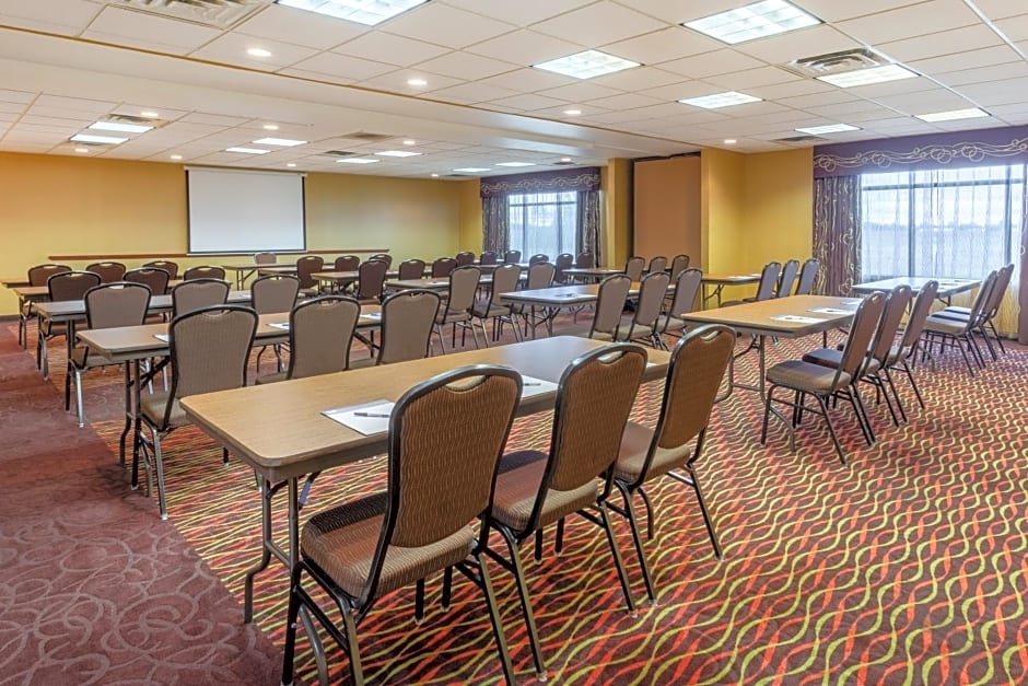 Holiday Inn Express Hotel & Suites Bowling Green By IHG
