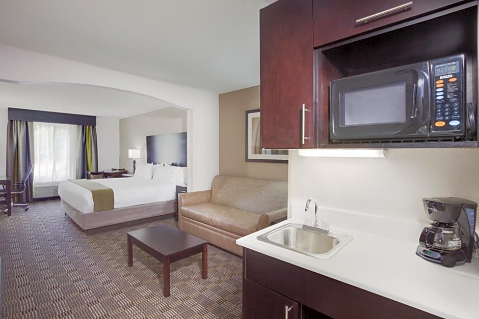 Holiday Inn Express Hotel & Suites Mebane, an IHG Hotel