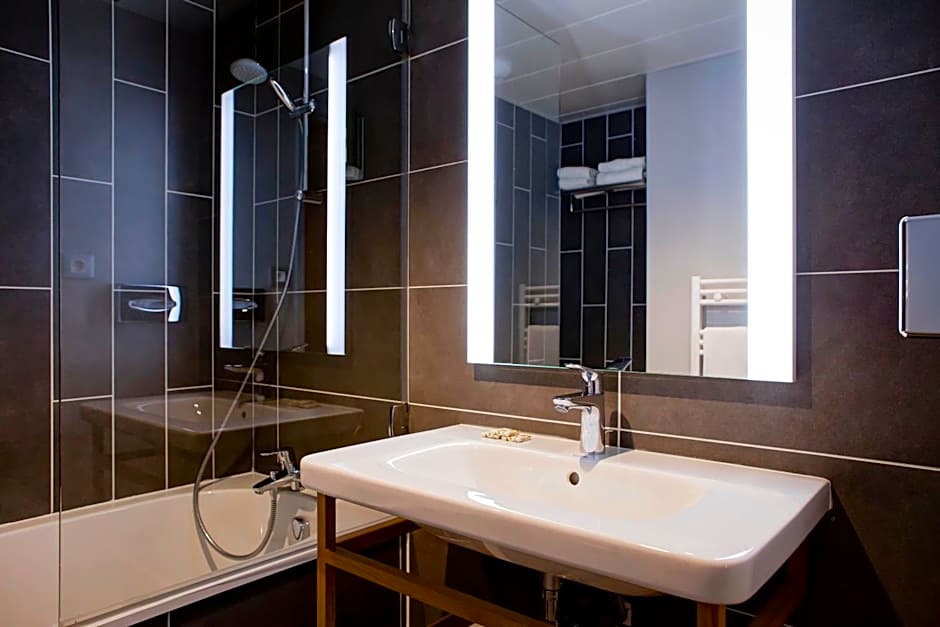 Hotel Des Remparts Perrache