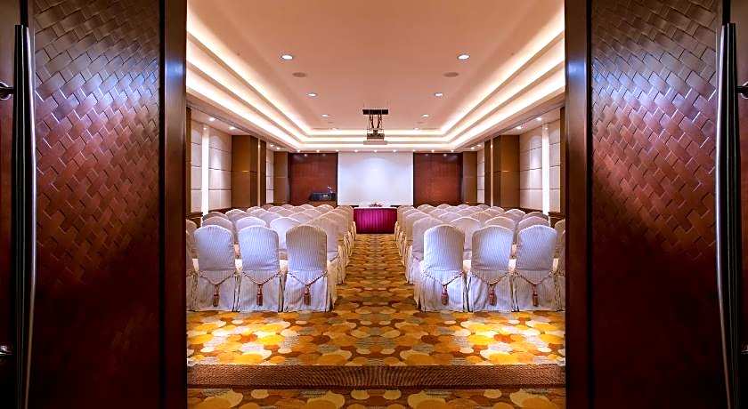 The Wharney Guang Dong Hotel