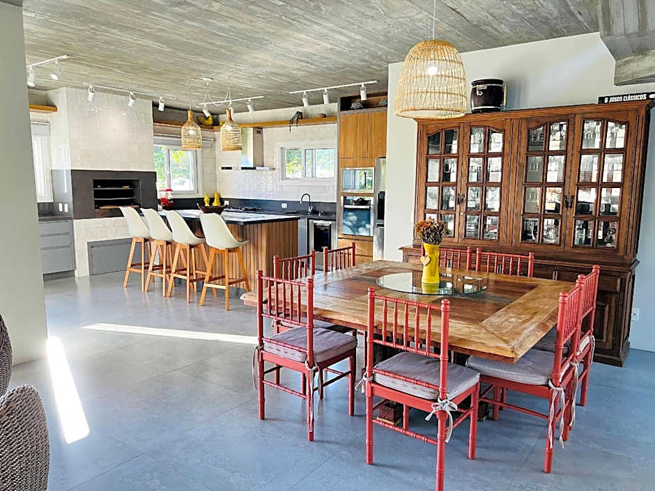 Spa Jacuzzi, Lareira, Beira mar, 4 Suítes