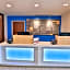 Holiday Inn Express Hotel & Suites Dickson