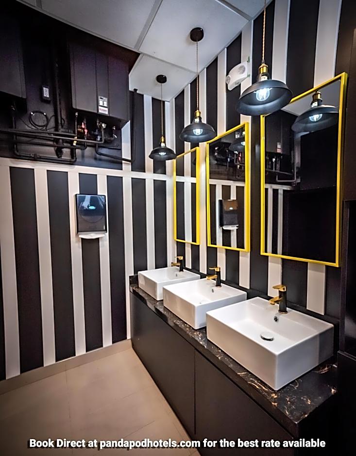 Panda Pod Hotel