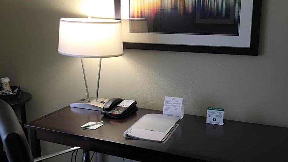 Holiday Inn Harrisburg East By IHG