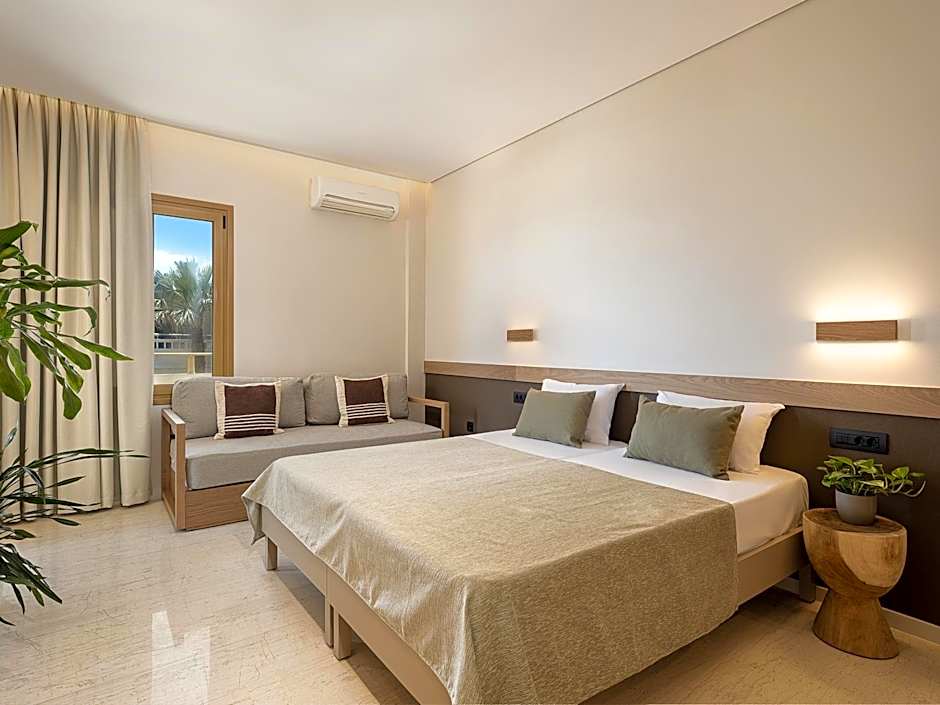 Esperides Beach Hotel Apartments