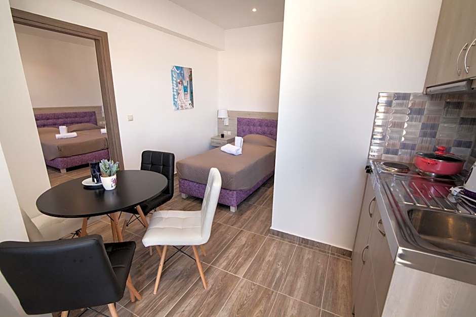 Del Mar 'Adults Only'