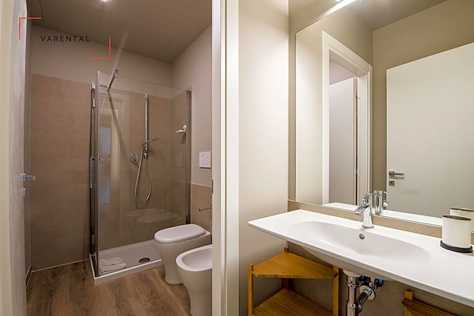 Carlina Palace by Varental