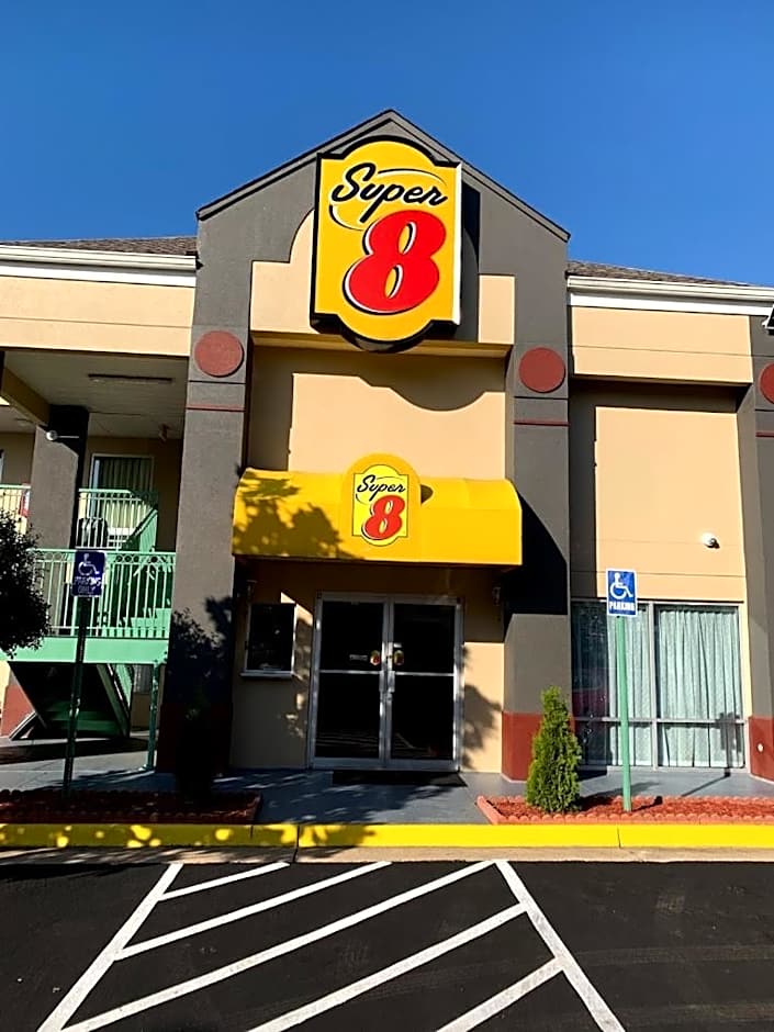 Super 8 by Wyndham Stafford