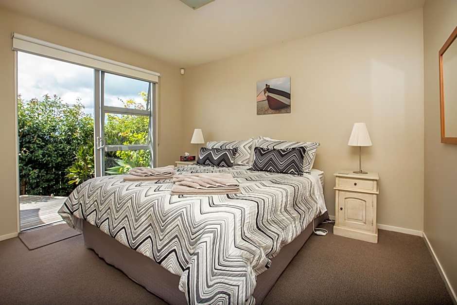 Tahi Lodge - Matakana Coast