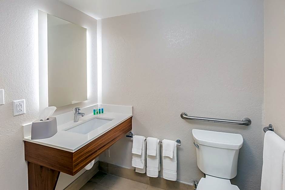 Holiday Inn Express Orange Beach - On The Beach By IHG