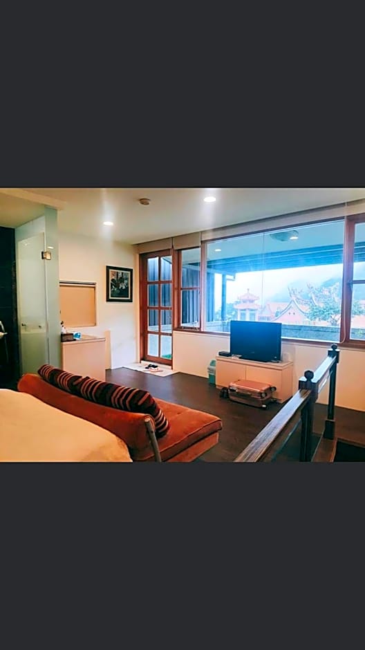 Qinbian B&B