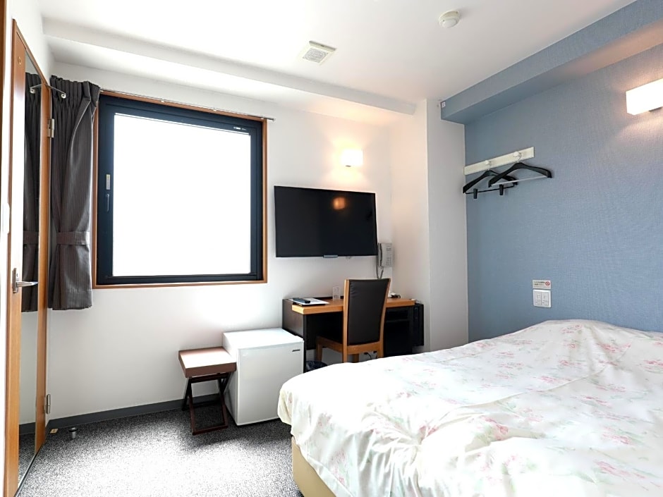 Toyama Town Hotel