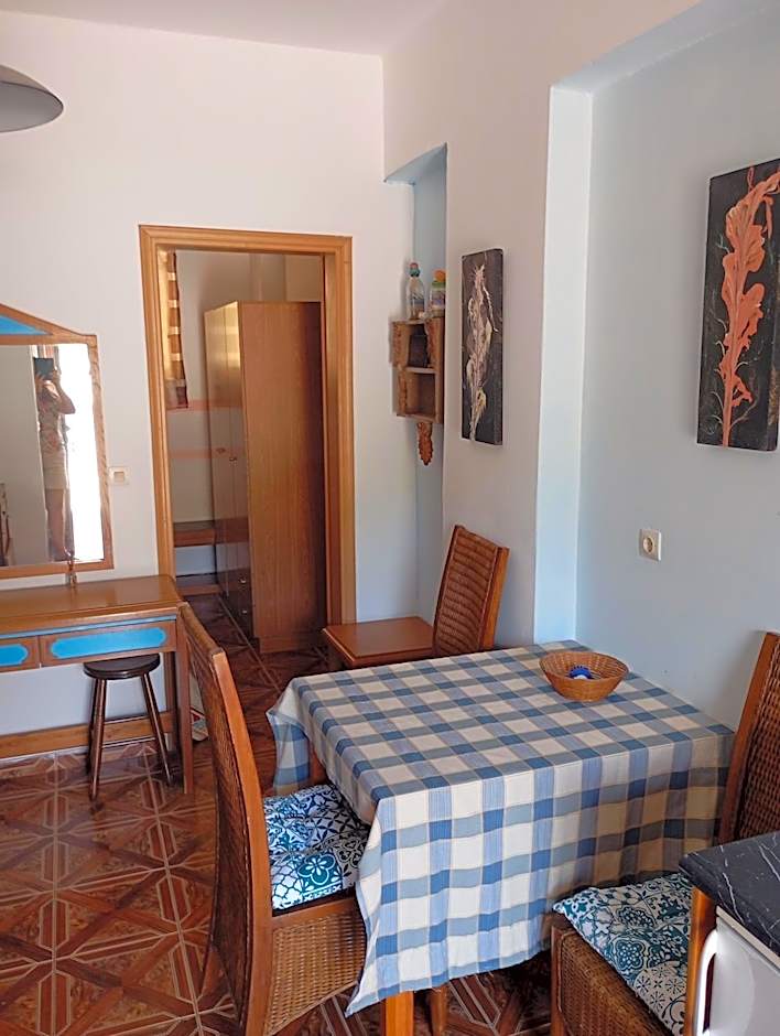 Denise Apartments Kefalos