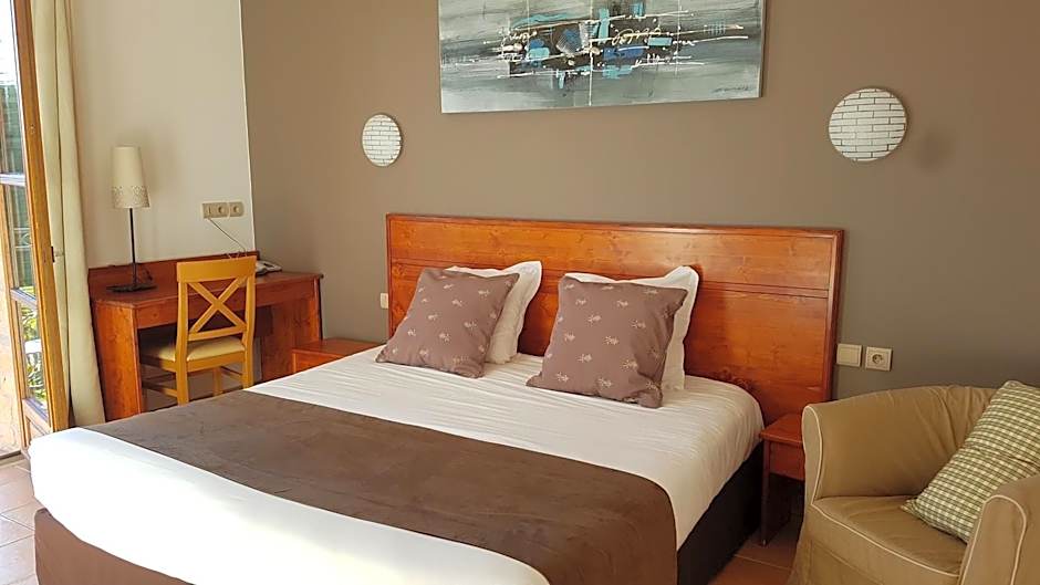 Hôtel et Restaurant Logis Le Mas de Mon Père