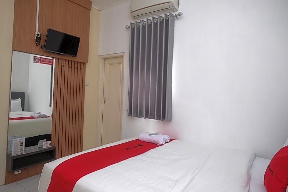 RedDoorz Syariah near Kampus UNSOED Purwokerto