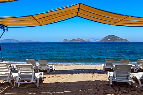 Mandalinci Beach Hotel - Alojamientos en TURGUTREIS