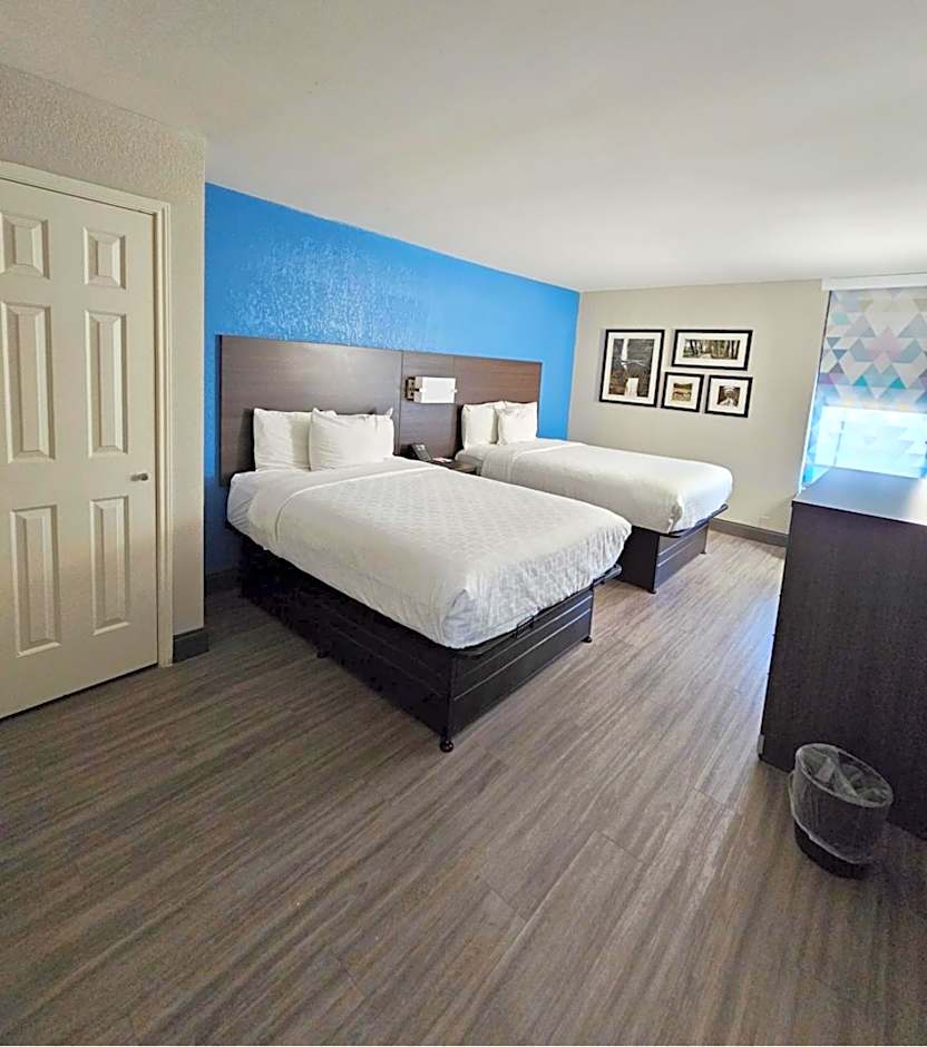 La Quinta Inn & Suites by Wyndham Houston Stafford Sugarland