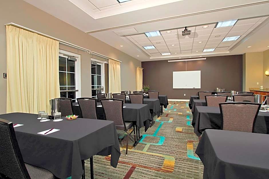 Residence Inn by Marriott Phoenix Glendale Sports & Entertainment District