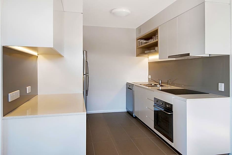 Allure Hotel & Apartments