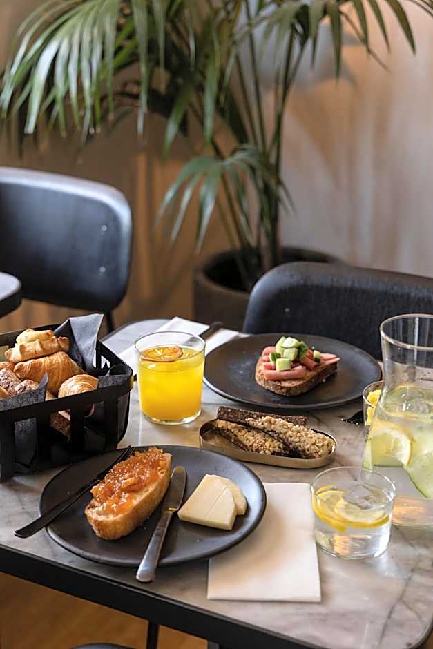 The Modernist Athens