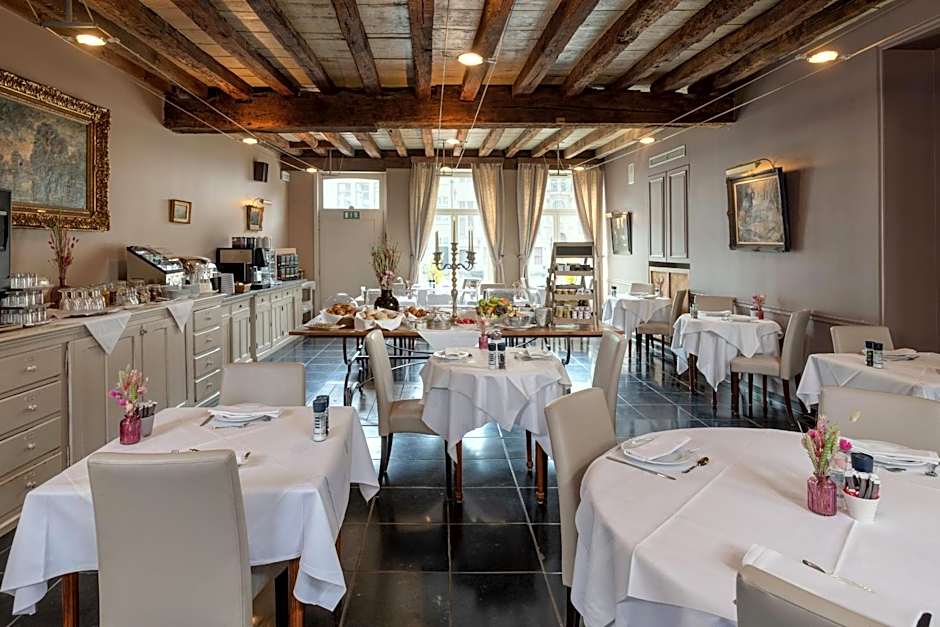 Martin's Relais