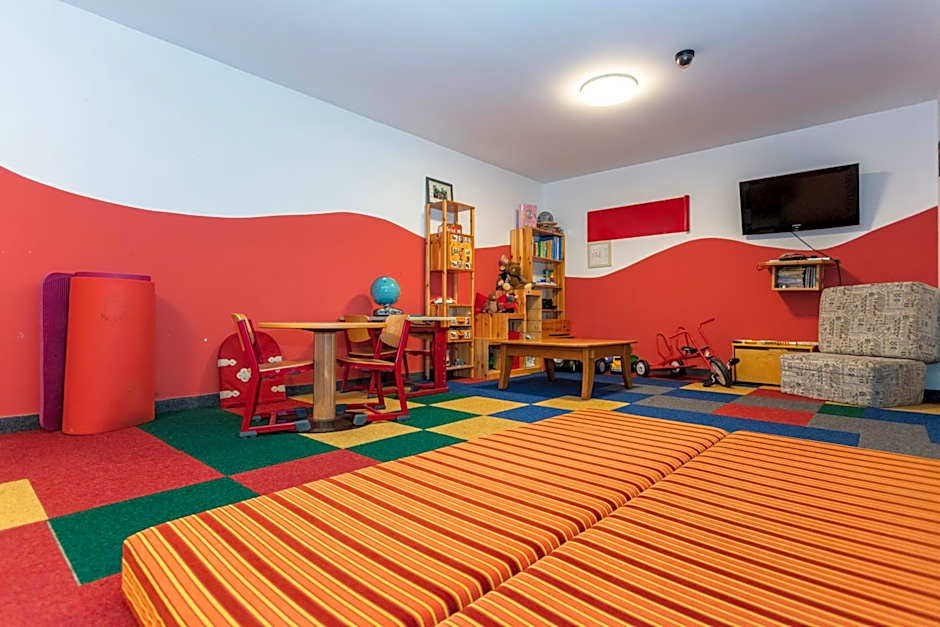 Klawunn Hotel & Apartement