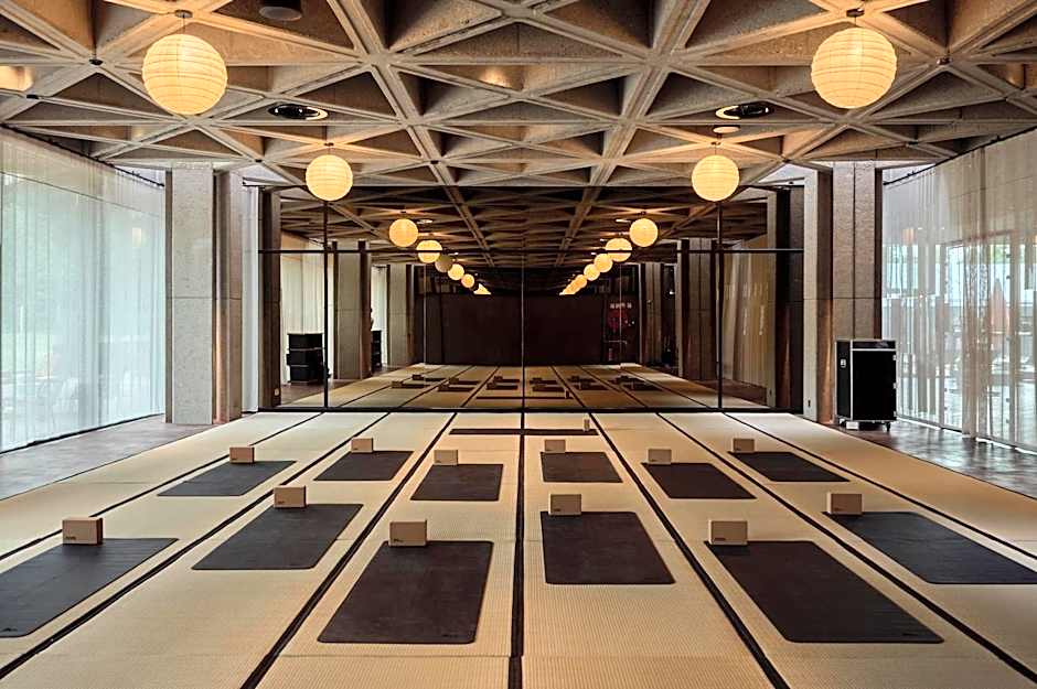 Mix Brussels --Gym & Wellness for adults only--