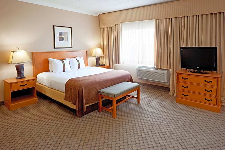 Holiday Inn Philadelphia South Swedesboro Hotel By IHG
