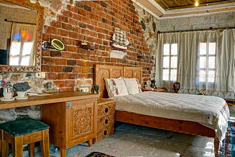 King Room with Balcony