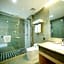 VX Wuxi Jiangyin High-tech Zone Panlongshan Park Hotel