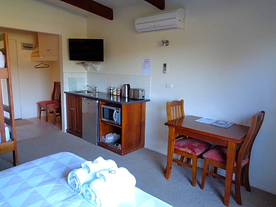 Off Mountain Accommodation