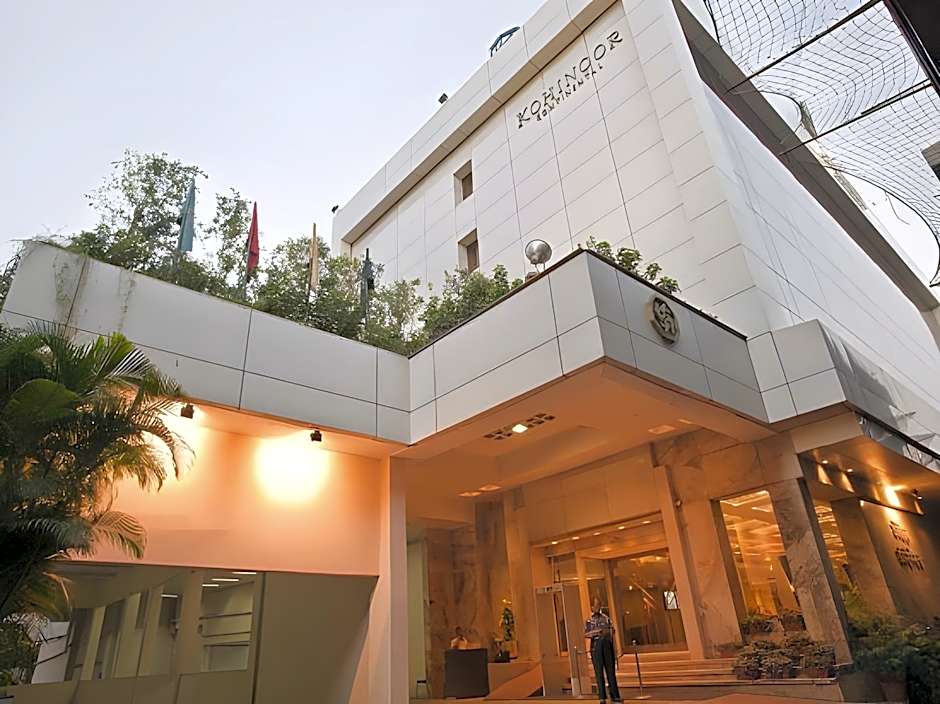 Kohinoor Continental, Near International Airport