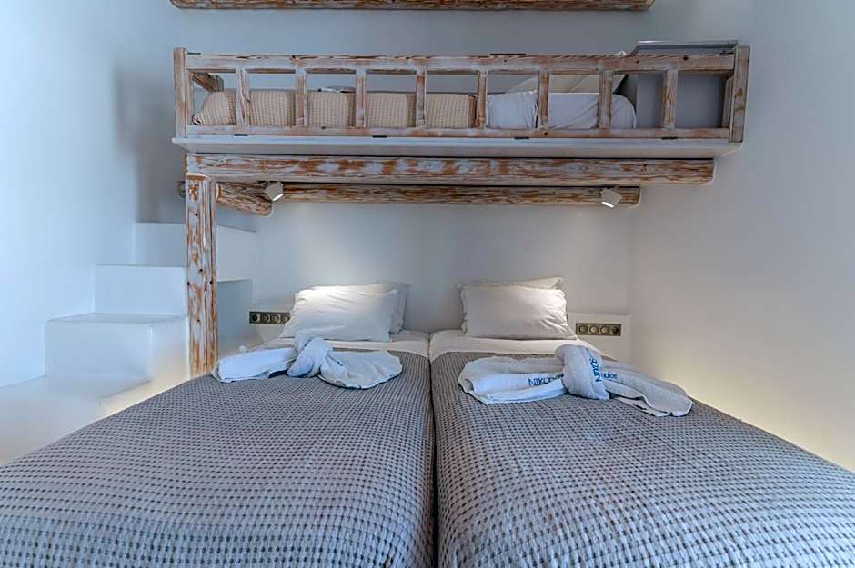 Nikos Apartments and Studios