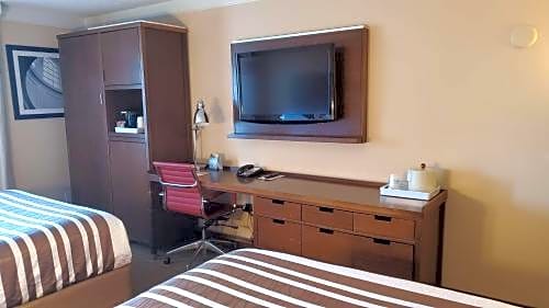 Best Western Plus Waterloo