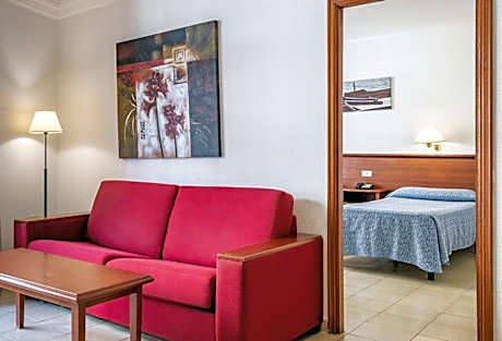 One-Bedroom Apartment (2 Adults)