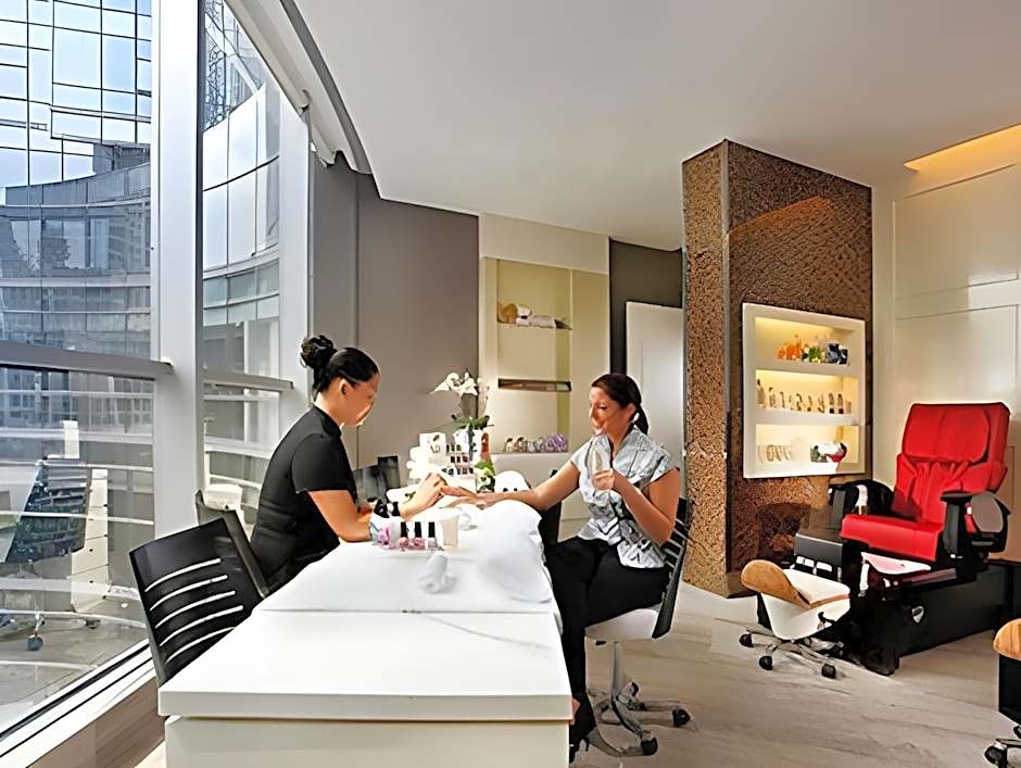 Sofitel Guangzhou Sunrich Hotel