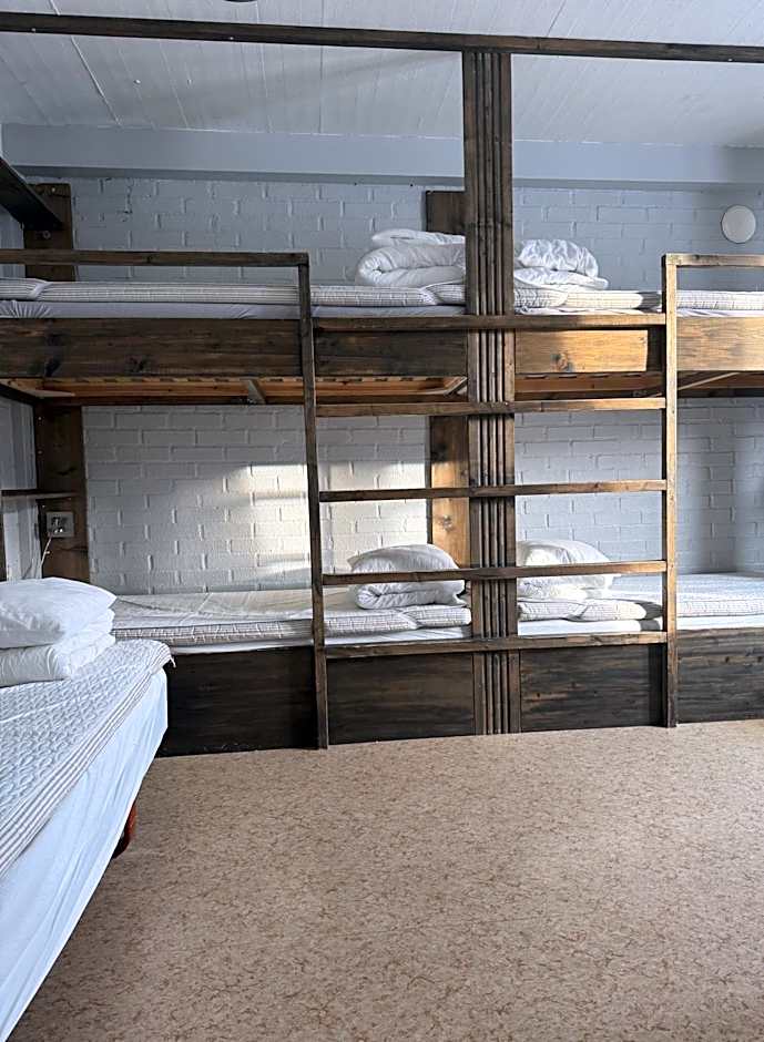 Multi Challenge Hostel