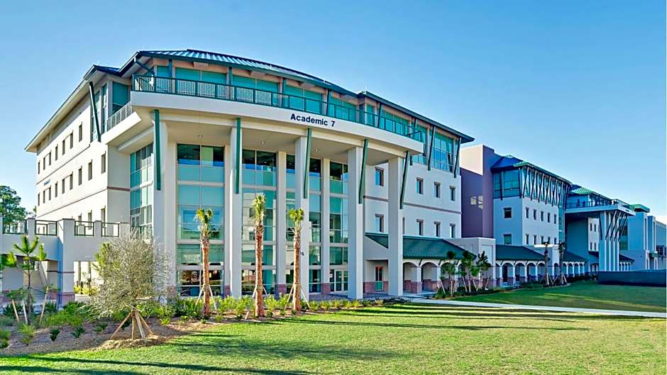 Crowne Plaza Fort Myers Gulf Coast By IHG