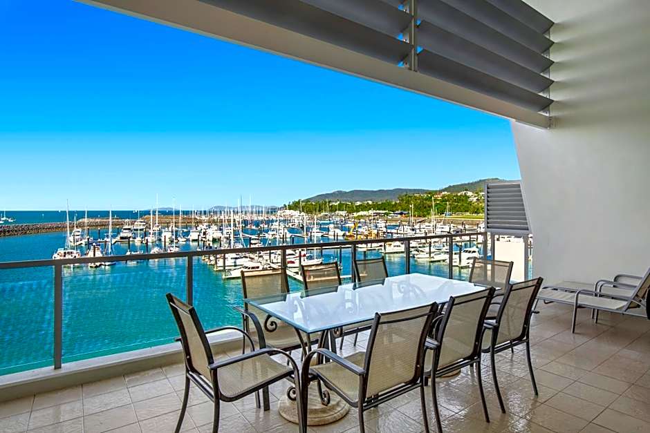 Peninsula Airlie Beach