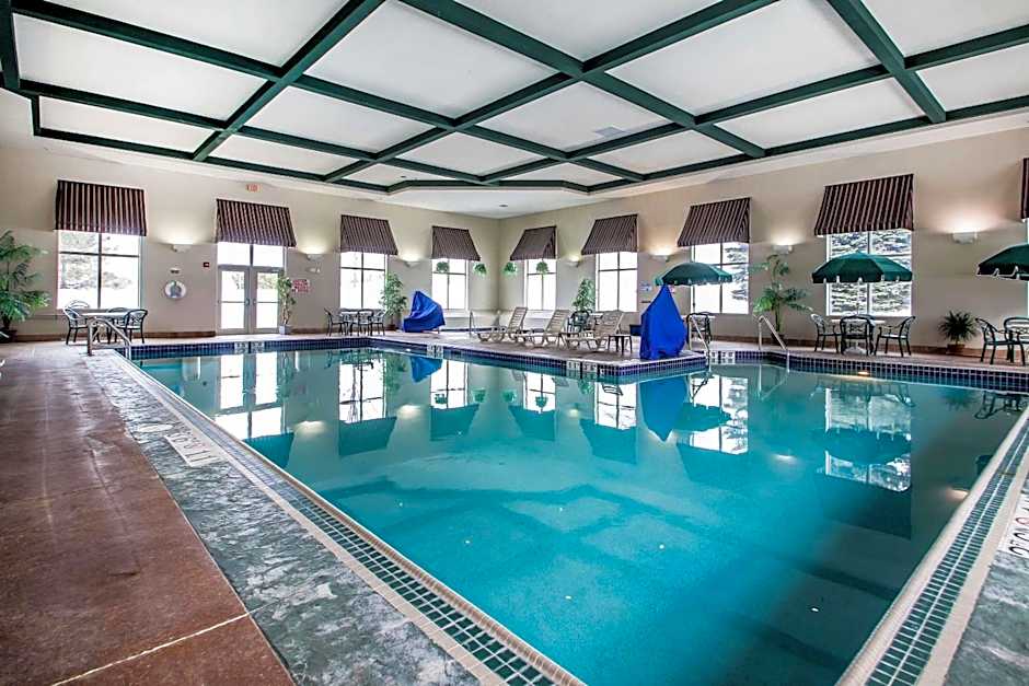 Comfort Suites Madison West - Middleton