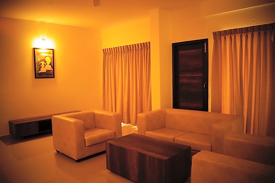 Hotel Royal Serenity Kammanahalli