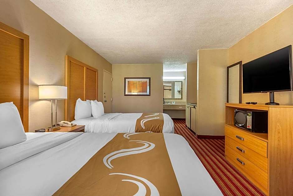 Quality Inn Exit 4