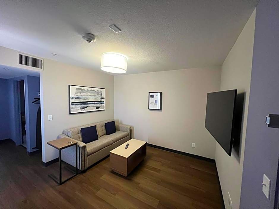 Garner Hotel Phoenix - Surprise By IHG