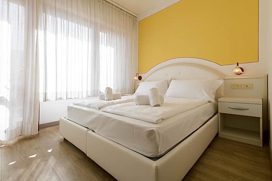 Hotel Garda Bellevue