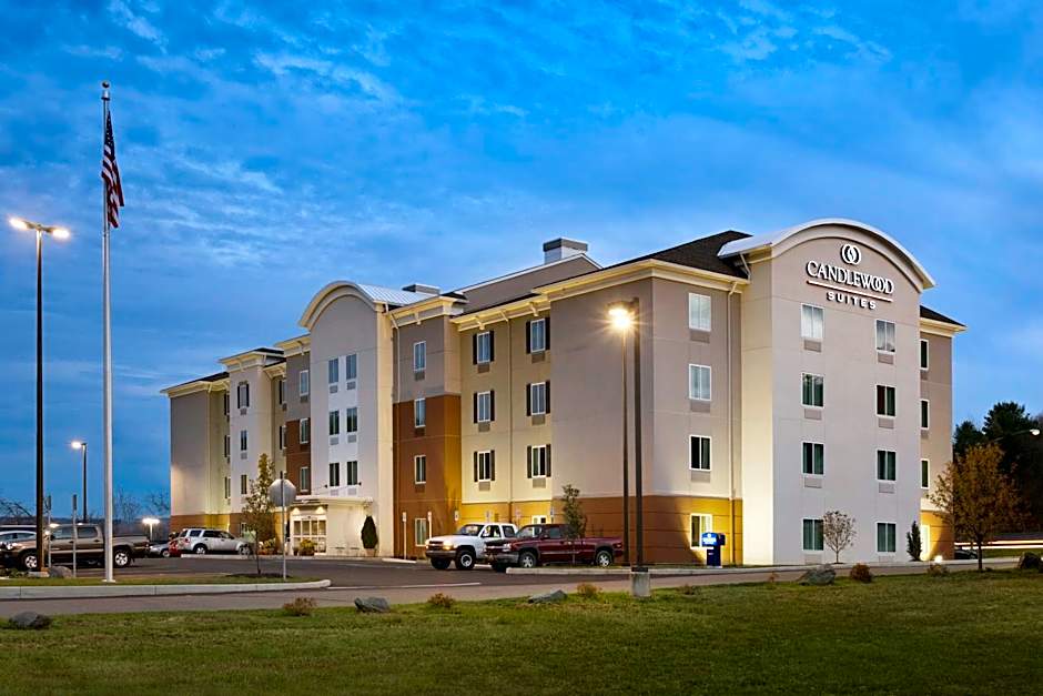 Photo 1 of 28 of Candlewood Suites Vestal - Binghamton By IHG