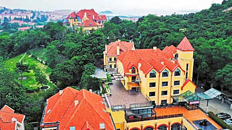Qingdao The Castle Hotel