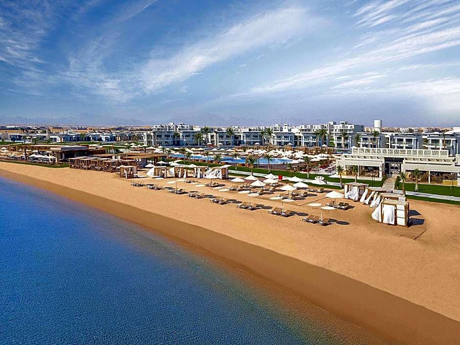 Rixos Premium Magawish Suites and Villas